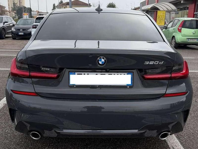 Begagnad BMW 320 M Sport 190 HK (139 kW) 2019 Grå Sedan