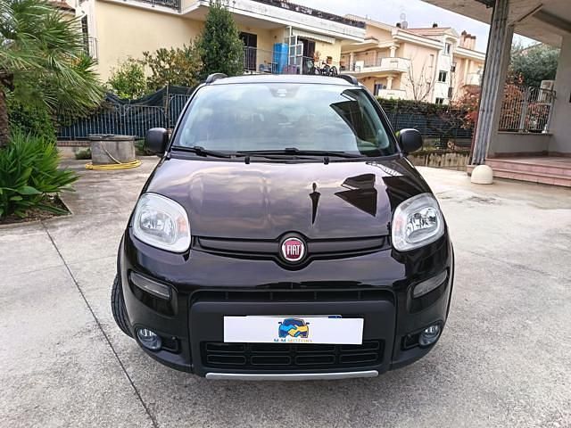 Usata Fiat Panda 4x4 S 86 CV (63 kW) 2018 Nero Utilitaria