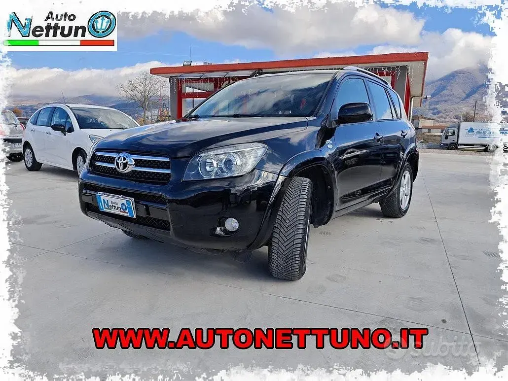 Usata Toyota RAV4 Luxury 177 CV (130 kW) 2008 Nero SUV