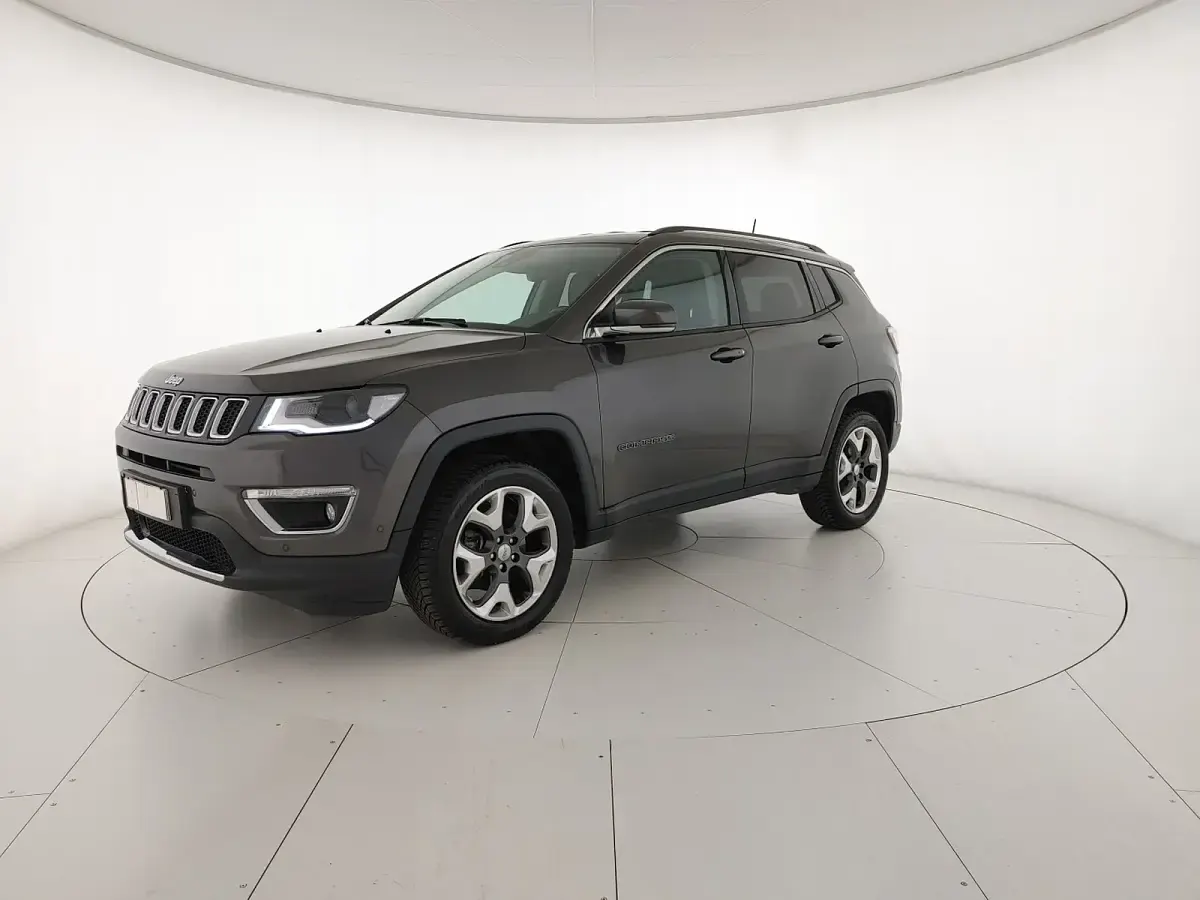 Gebraucht Jeep Compass Limited 140 PS (102 kW) 2018 SUV