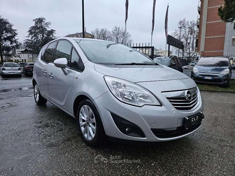 Usata Opel Meriva 95 CV (69 kW) 2013 Grigio Monovolume