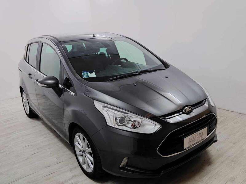 Usata Ford B-MAX Titanium 101 CV (74 kW) 2015 Grigio scuro Monovolume