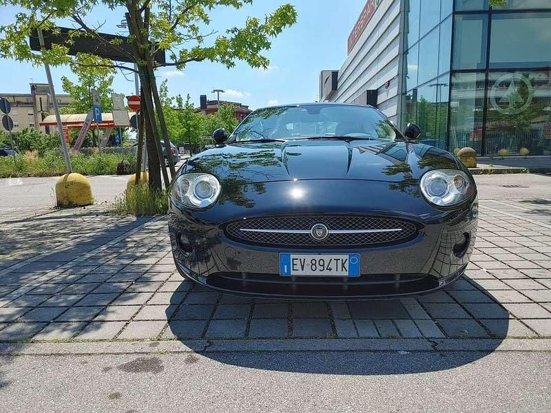 Usata Jaguar XK 298 CV (219 kW) 2007 Nero Coupé