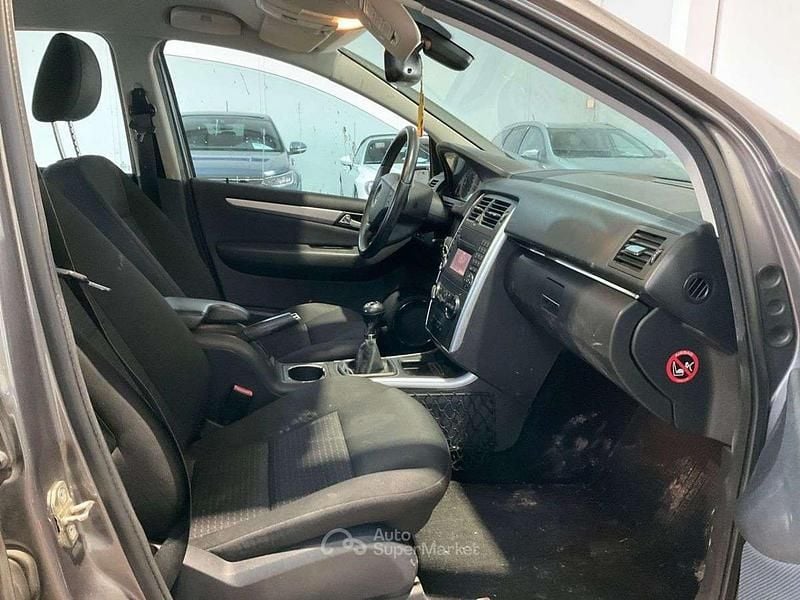 Usata Mercedes B180 Executive 116 CV (85 kW) 2010 Grigio Monovolume