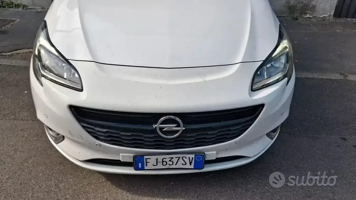 Usata Opel Corsa Innovation 69 CV (50 kW) 2017 Bianco Utilitaria