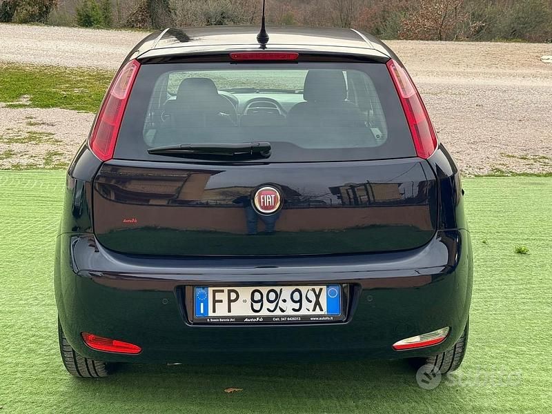 Usata Fiat Punto Street 95 CV (69 kW) 2018 Blu Utilitaria