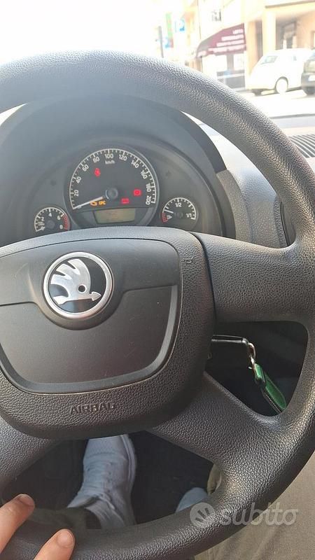 Usata Skoda Citigo 60 CV (44 kW) 2012 Verde Utilitaria