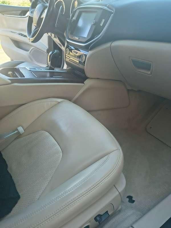 Usata Maserati Ghibli 275 CV (202 kW) 2015 Blu/azzurro Berlina