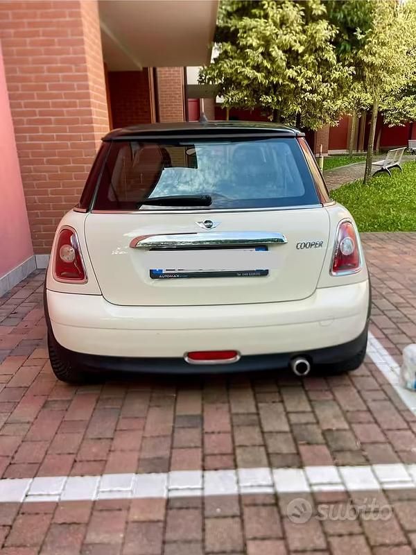 Usata Mini Cooper 2010 Utilitaria