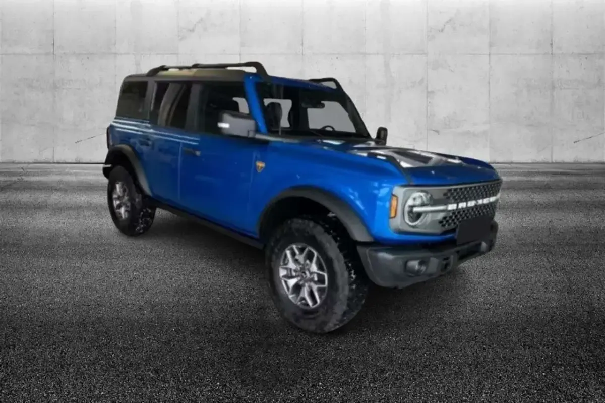 Usata Ford Bronco 334 CV (245 kW) 2025 Blu/azzurro SUV