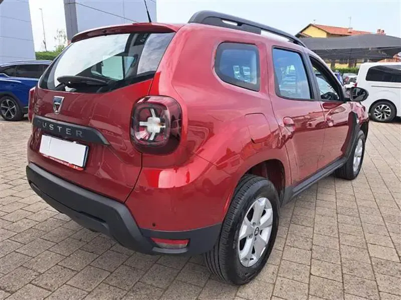 Usata Dacia Duster Comfort 101 CV (74 kW) 2021 Rosso SUV