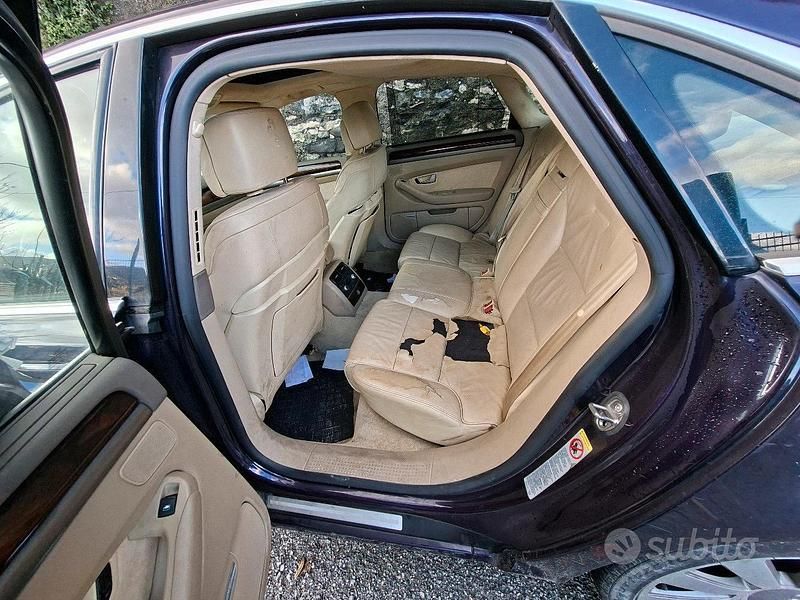 Usata Audi A8 326 CV (239 kW) 2006 Blu Berlina