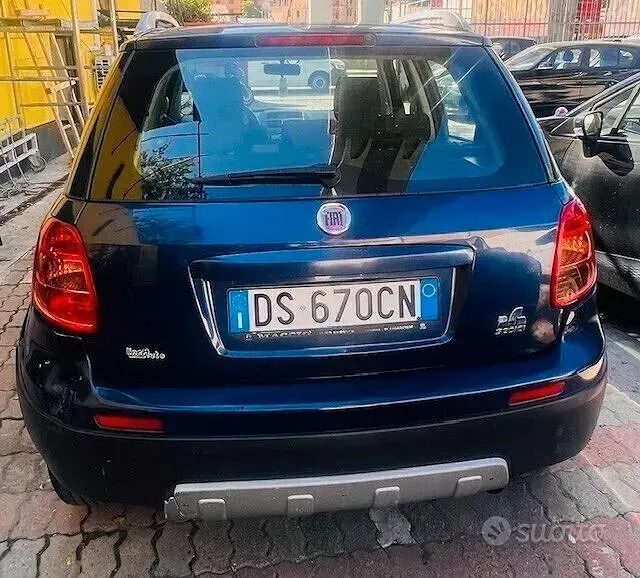 Usata Fiat Sedici Dynamic 120 CV (88 kW) 2008 Blu SUV