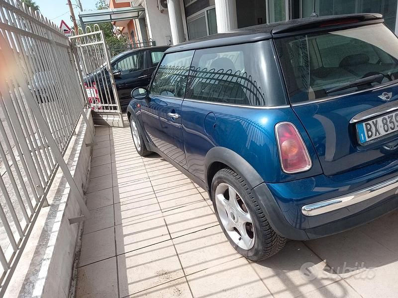Usata Mini Cooper 2002 Utilitaria