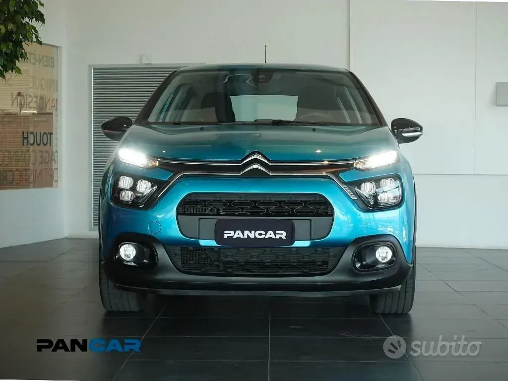 Usata Citroën C3 Feel 102 CV (75 kW) 2022 Bluazzurro Utilitaria