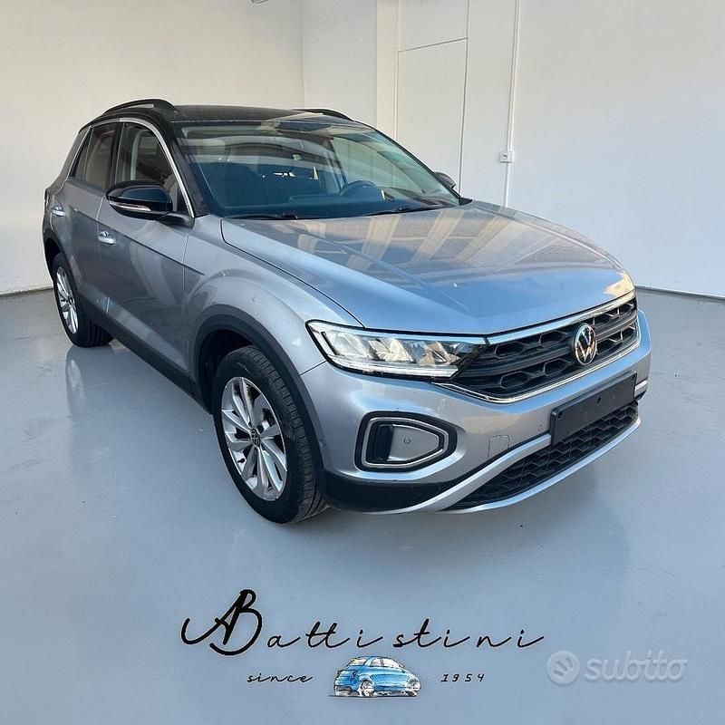 Usata VW T-Roc Life 2023 Grigio SUV