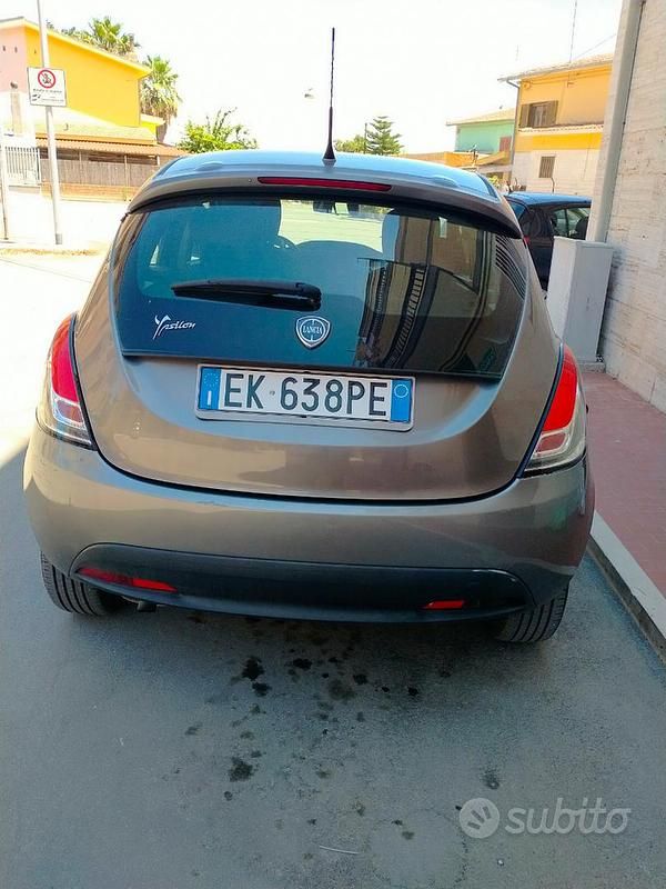Usata Lancia Ypsilon 2011 Marrone Utilitaria