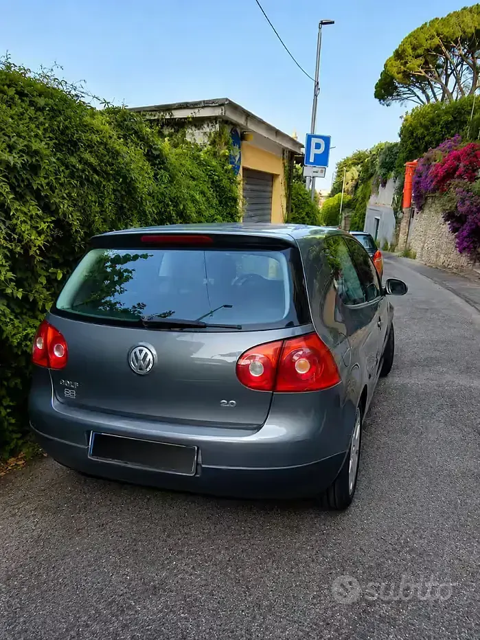 Usata VW Golf V 140 CV (102 kW) 2005 Verde Utilitaria