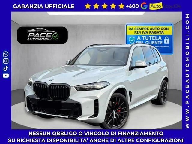 Usata BMW X5 M Sport 298 CV (219 kW) 2025 Grigio metallizzato SUV