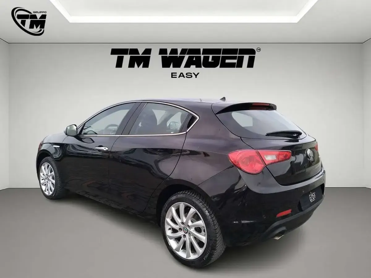 Usata Alfa Romeo Giulietta Super 170 CV (125 kW) 2018 Nero Utilitaria