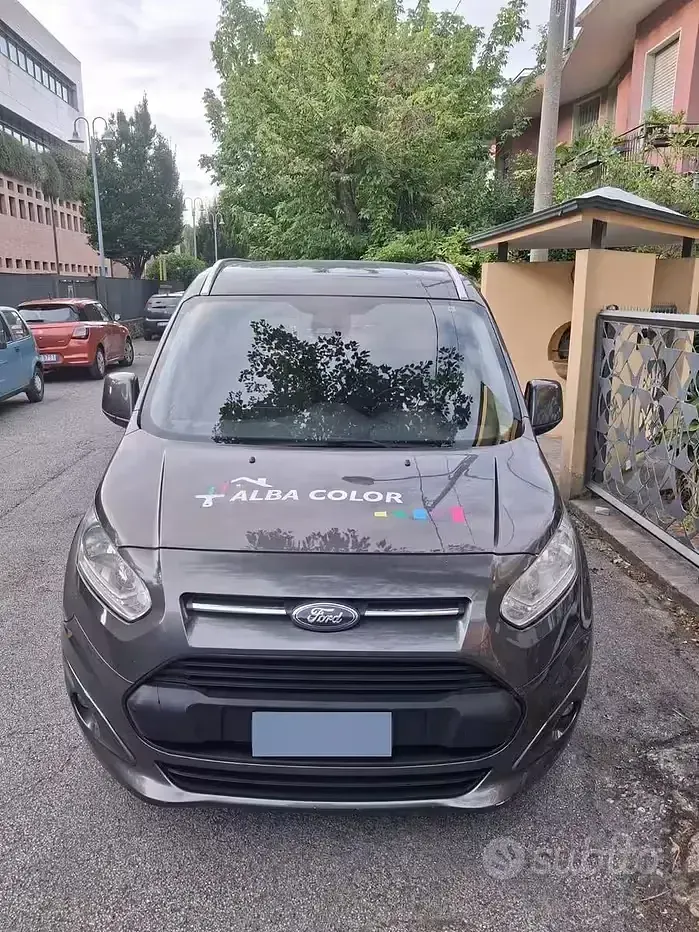 Usata Ford Tourneo Connect 120 CV (88 kW) 2016 Grigio Monovolume