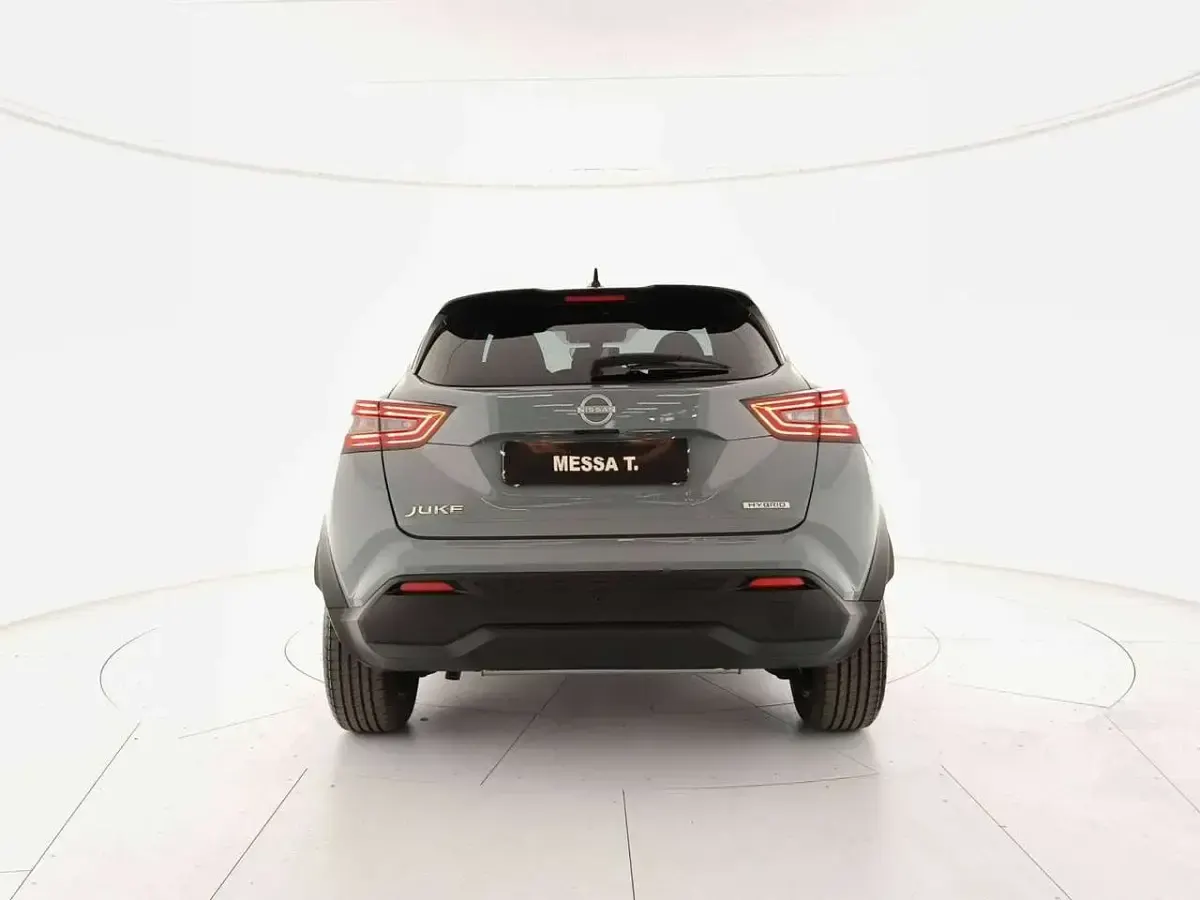 Nuova Nissan Juke N-Connecta 94 CV (69 kW) 2025 Grigio scuro SUV