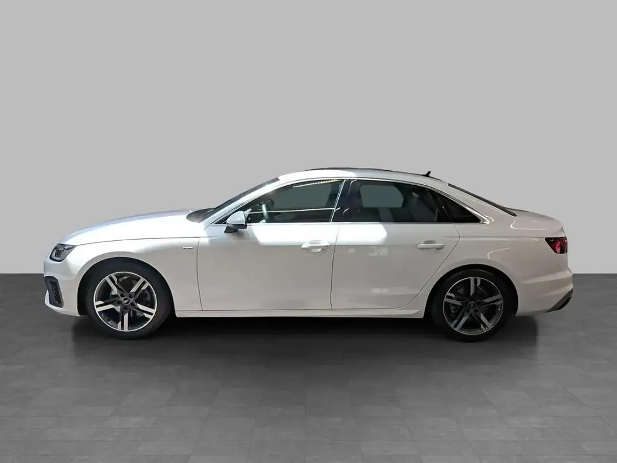 Usata Audi A4 Business 163 CV (119 kW) 2024 Bianco arkona Berlina