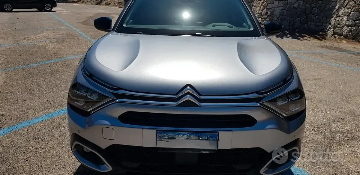 Usata Citroën C4 131 CV (96 kW) 2023 Grigio SUV