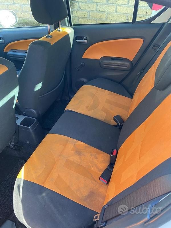 Usata Opel Agila 86 CV (63 kW) 2010 Bianco Utilitaria