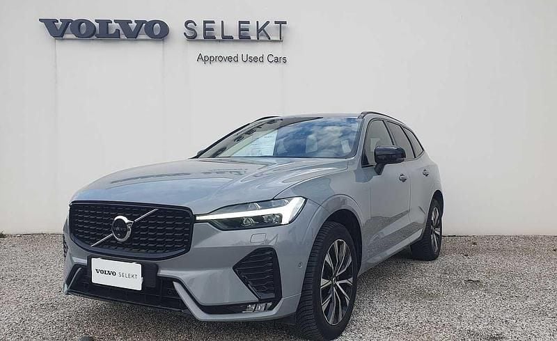Usata Volvo XC60 Plus 250 CV (183 kW) 2025 Grigio SUV