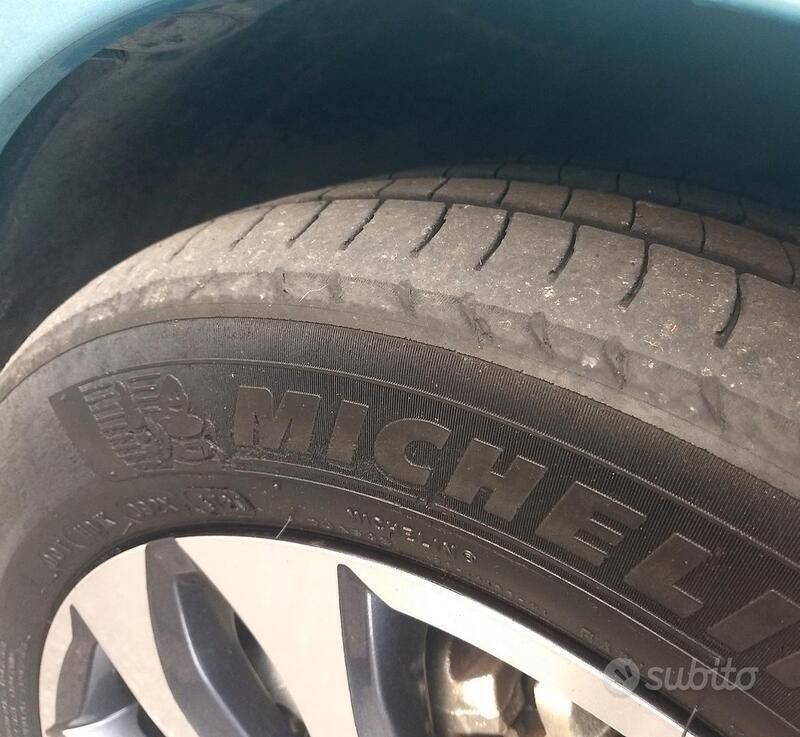 Usata Renault Zoe Intens 100 kW (136 CV) 2021 Blu/azzurro Utilitaria