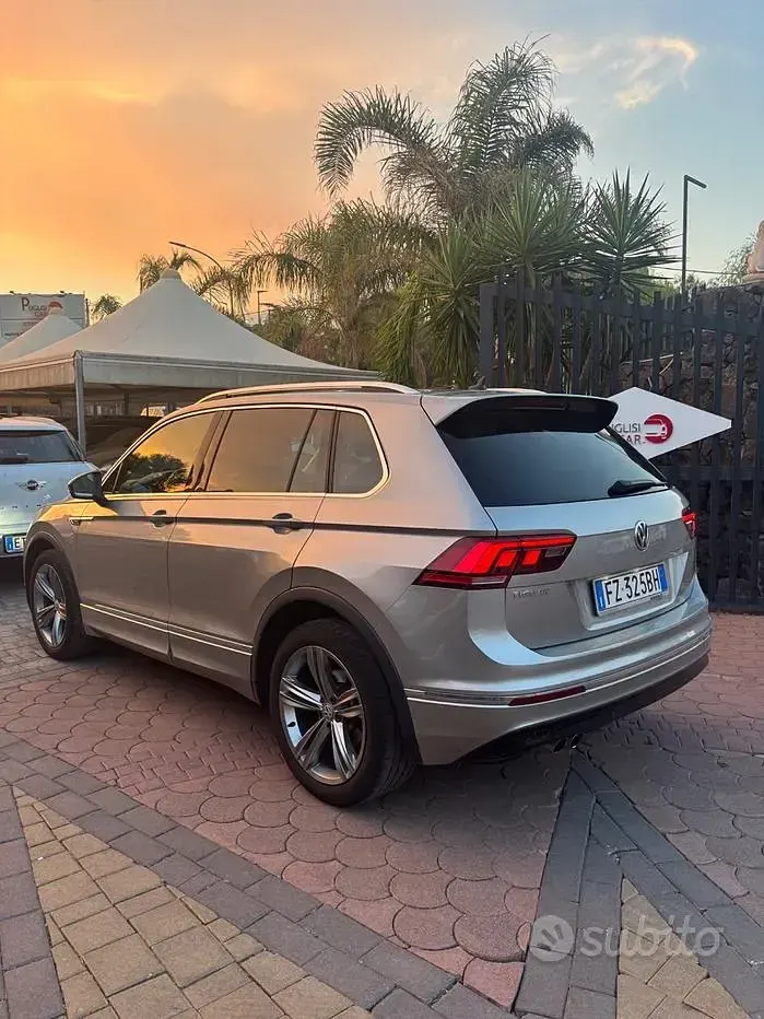 Usata VW Tiguan Sport 150 CV (110 kW) 2020 Grigio SUV