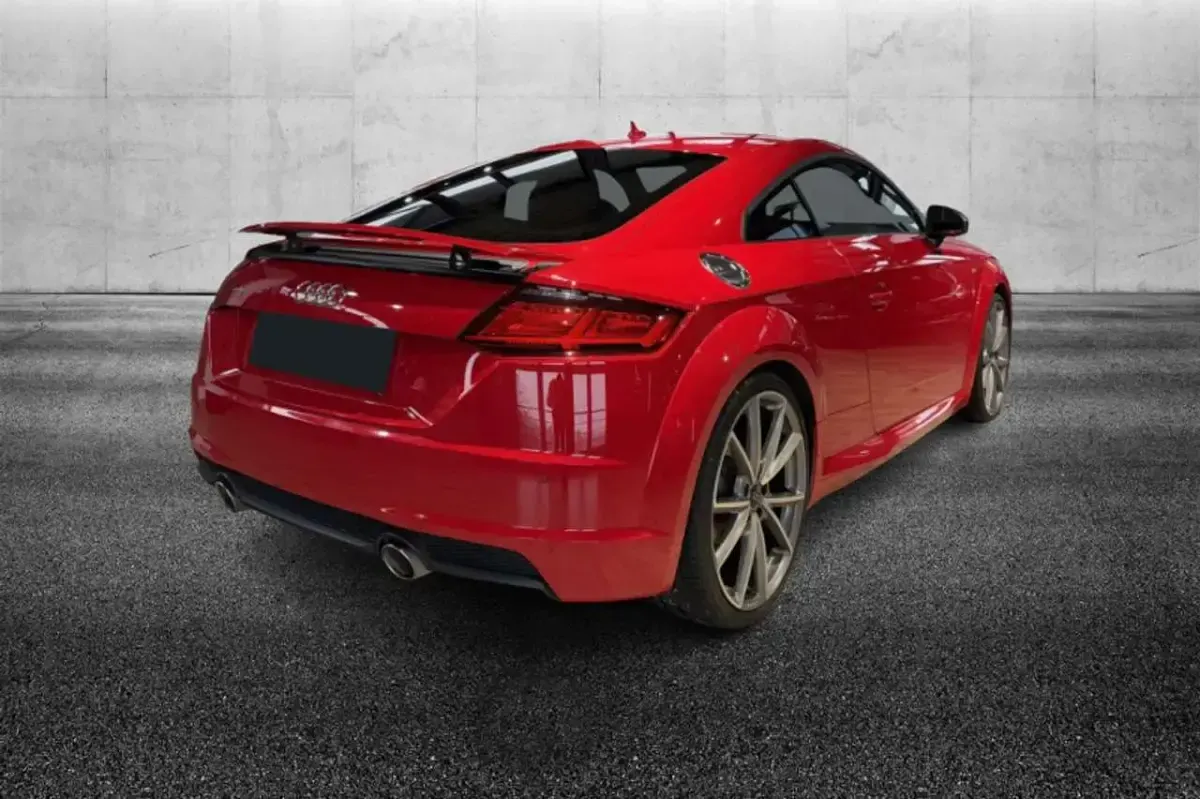 Usata Audi TT S-Line 179 CV (131 kW) 2018 Rosso Coupé