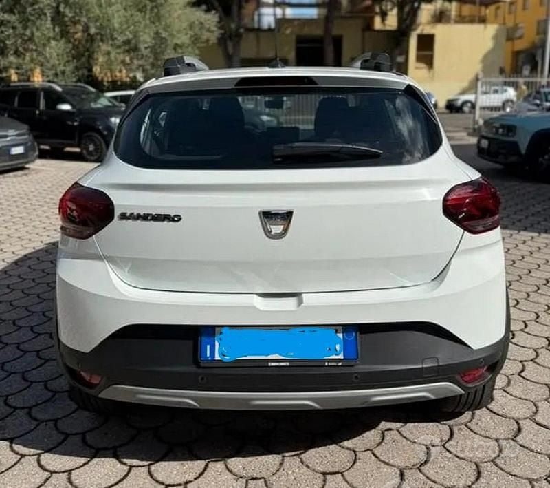 Usata Dacia Sandero Comfort 101 CV (74 kW) 2022 Bianco Utilitaria
