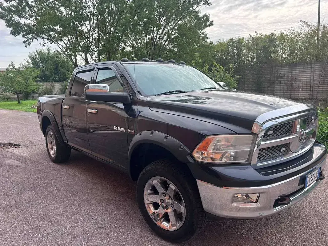 Usata Dodge Ram 394 CV (289 kW) 2009 Nero Pick-up