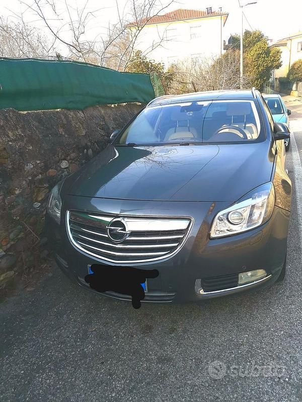 Occasion Opel Insignia 160 ch (117 kW) 2011 Gris Berline