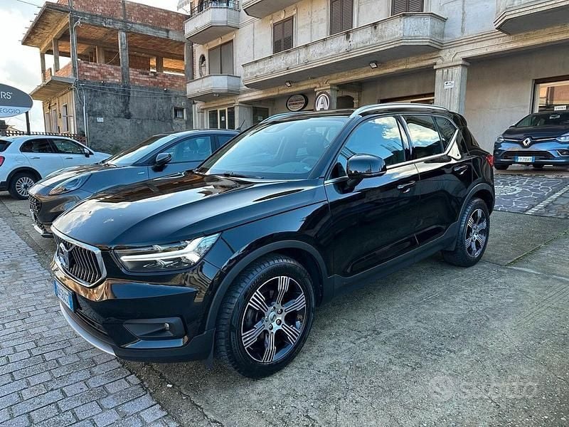 Nero Usata 2020 Volvo XC40 Inscription SUV | 19.999 € (Super prezzo) - Immagine 1/4