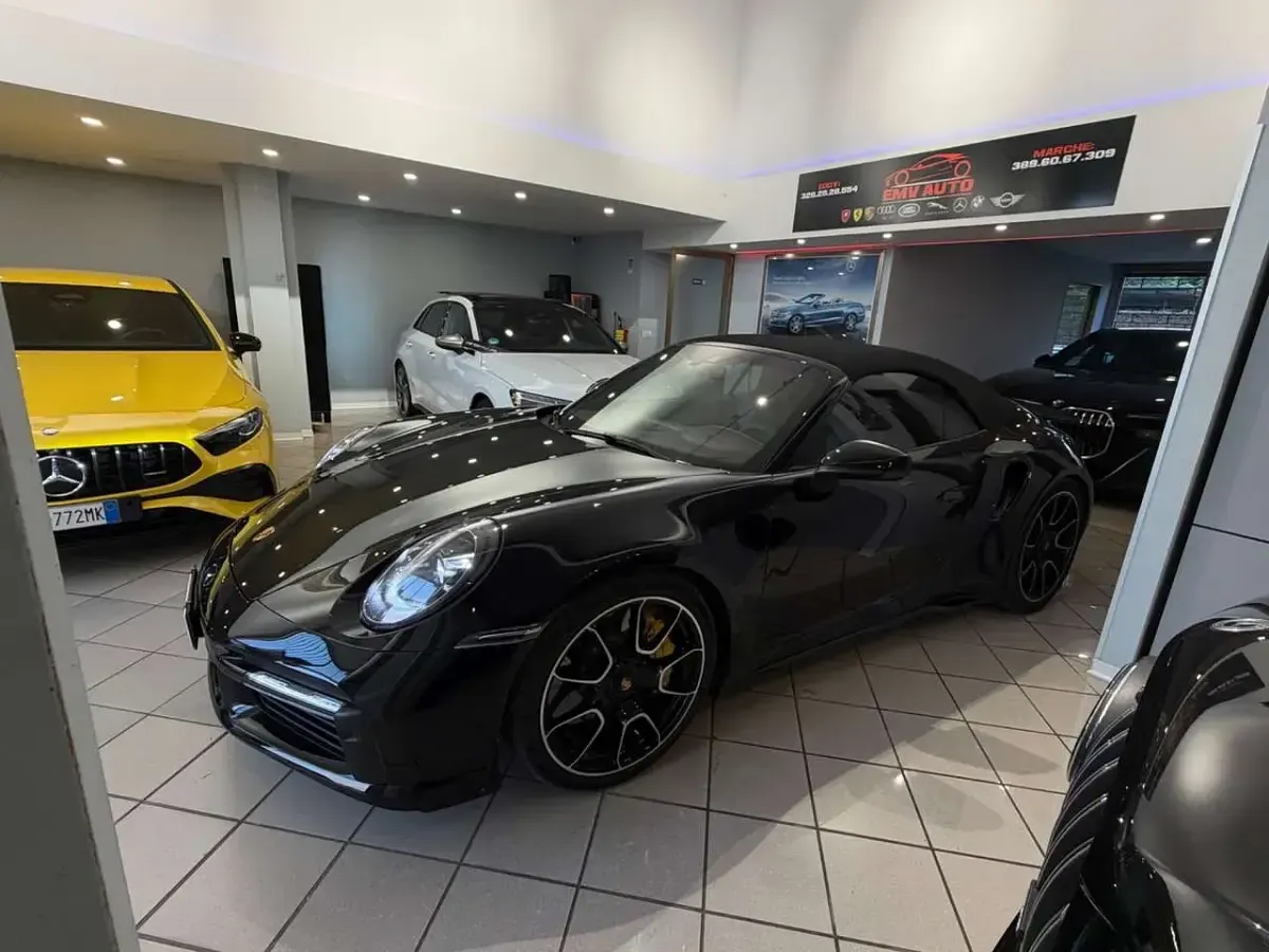 Usata Porsche 911 Turbo S Cabriolet 650 CV (478 kW) 2020 Nero Cabrio