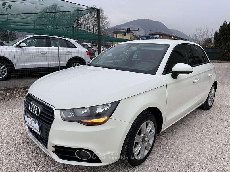 Usata Audi A1 Sportback Ambiente 90 CV (66 kW) 2013 Bianco Utilitaria
