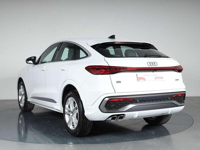 Nuova Audi Q5 Sportback S-Line 204 CV (150 kW) 2025 Bianco ghiaccio SUV