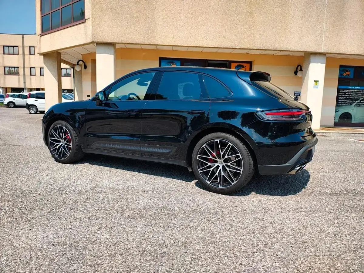 Usata Porsche Macan 381 CV (280 kW) 2023 Nero SUV