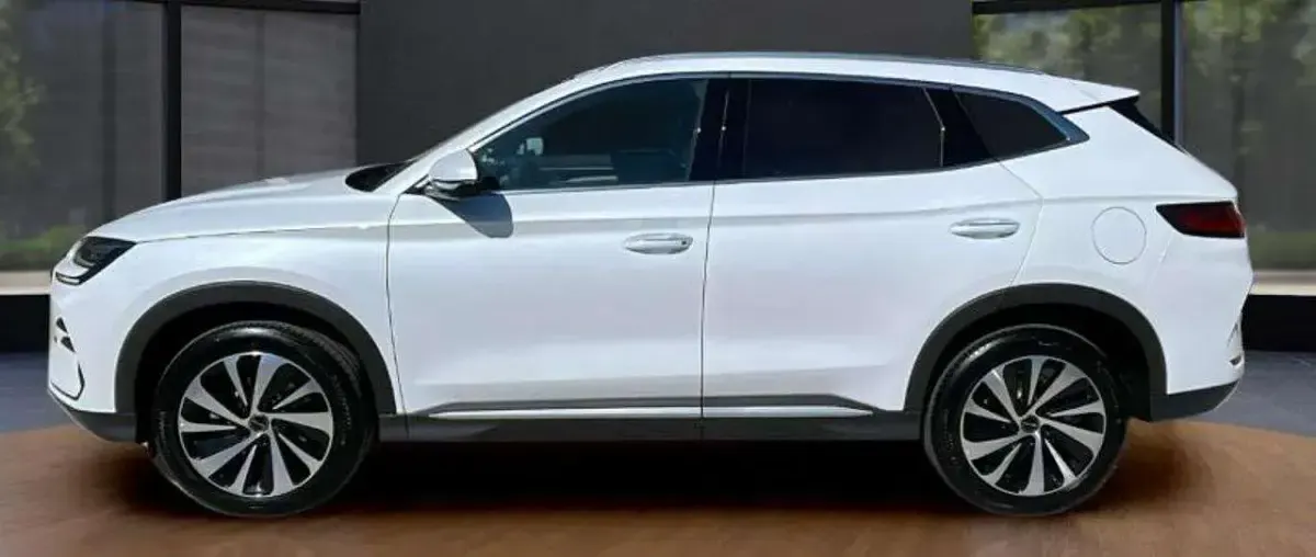 Usata BYD Seal U Boost 218 CV (160 kW) 2025 Snow white SUV