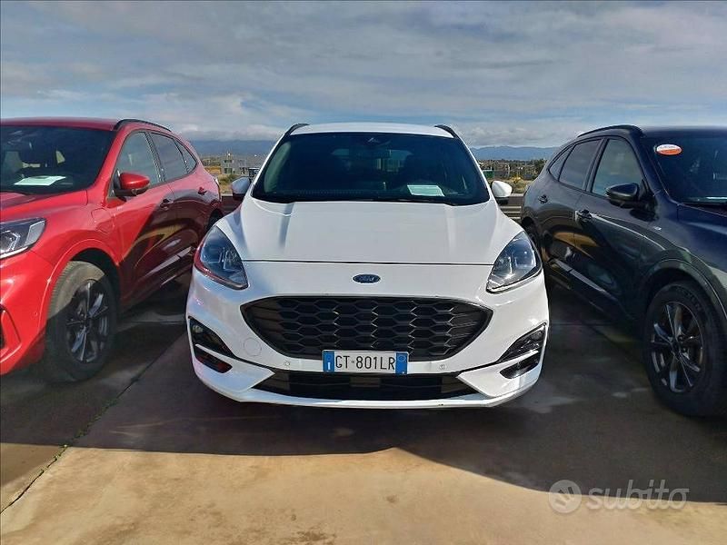 Usata Ford Kuga ST-Line X 190 CV (139 kW) 2022 Bianco SUV