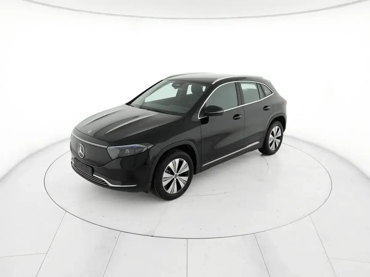 Nuova Mercedes EQA250+ Progressive 94 kW (129 CV) 2026 Nero notte SUV