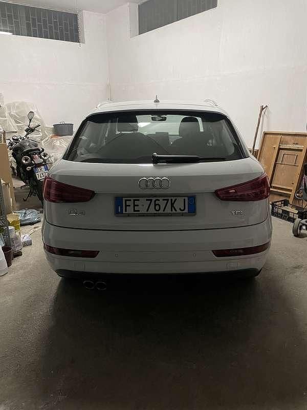 Käytetty Audi Q3 Design 120 HP (88 kW) 2016 Valkoinen Katumaasturi