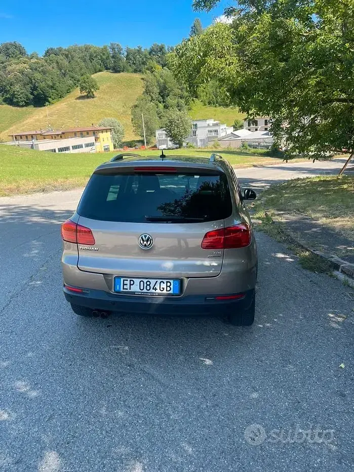 Usata VW Tiguan 110 CV (80 kW) 2012 Marrone SUV