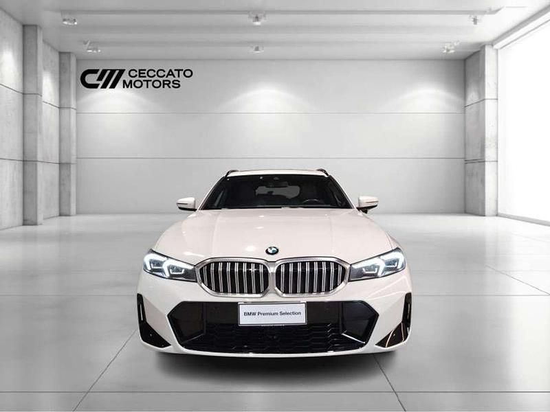 Begagnad BMW 320 M Sport 190 HK (139 kW) 2023 Vit Kombi