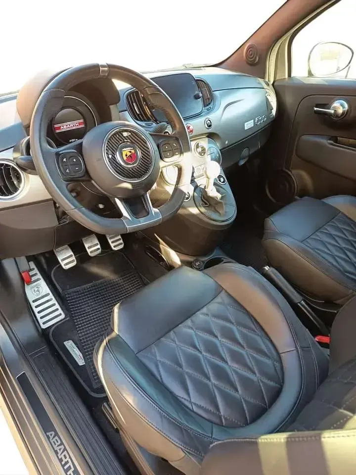 Usata Abarth 595C Turismo 165 CV (121 kW) 2022 Grigio Cabrio
