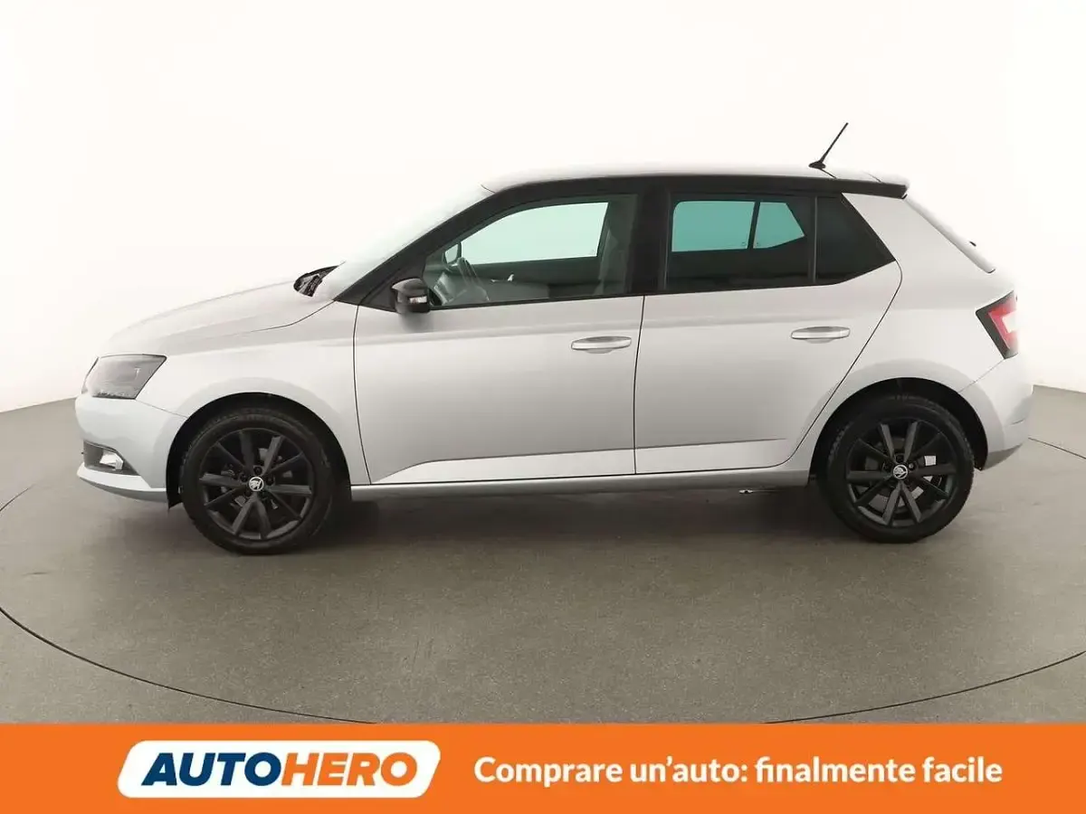 Usata Skoda Fabia Ambition 60 CV (44 kW) 2017 Argento Utilitaria