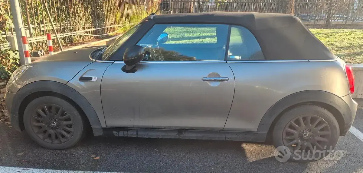 Usata Mini Cooper D Cabriolet 116 CV (85 kW) 2017 Grigio Cabrio